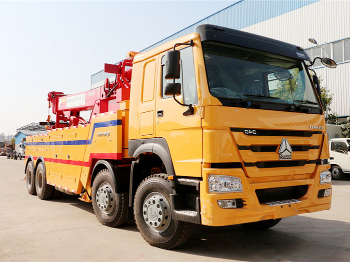 重汽豪沃前四后八360度旋轉吊一托一清障車